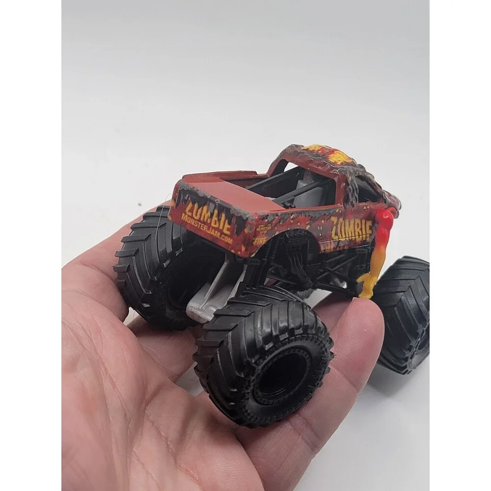Loose Monster Jam Fire And Ice Zombie 1:64 Monster Truck